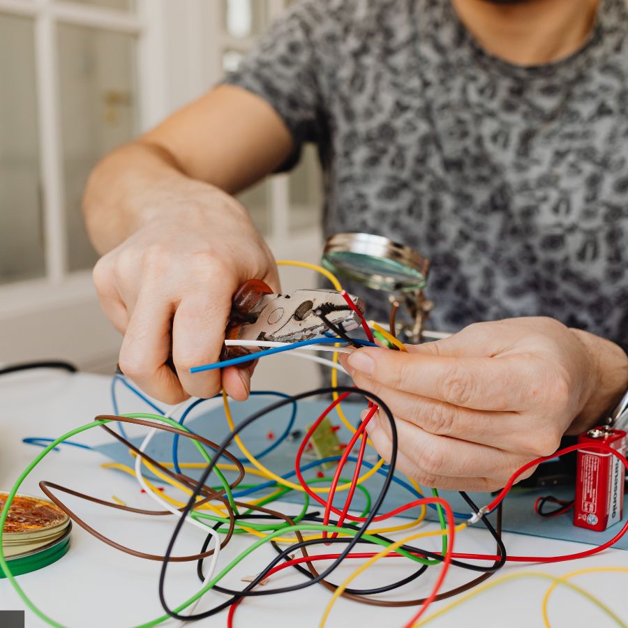 agence m com marseille Électricien à plan de cuques   – abetec solution