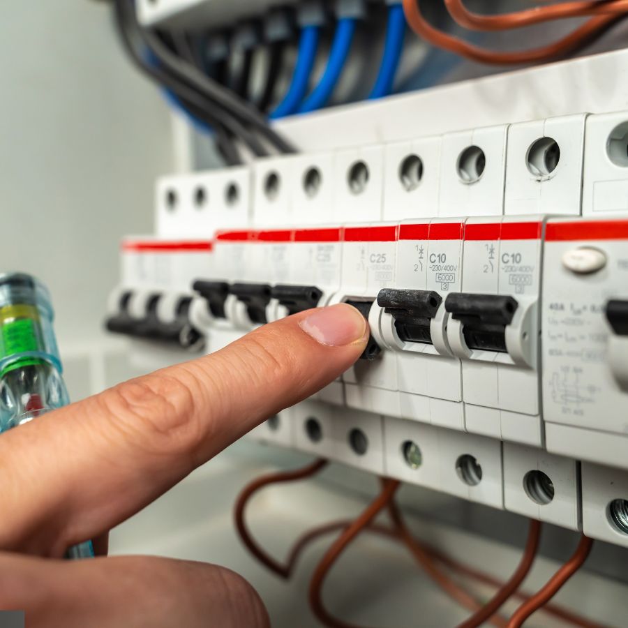 agence m com marseille électricien sausset les pins – abetec solution